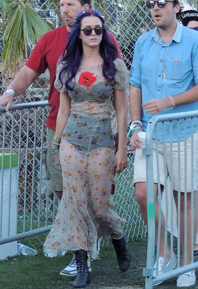 Sabemos hasta la ropa interior que llevó Katy Perry al Coachella 2012