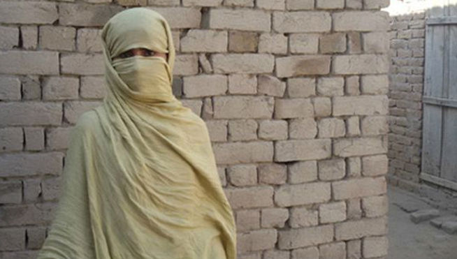 difunden vídeo de violación de una mujer de Pakistan